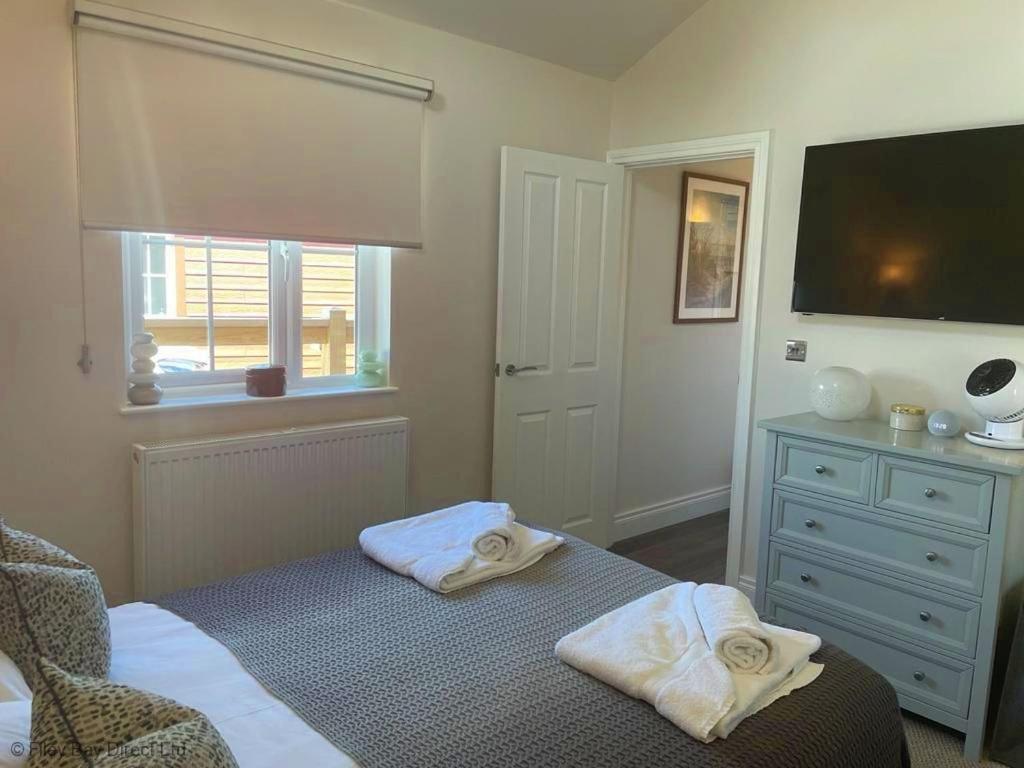 Lakeside Retreat At The Bay Filey, Sleeps 4, 2 Non-Shedding Dogs Welcome For Free Extérieur photo