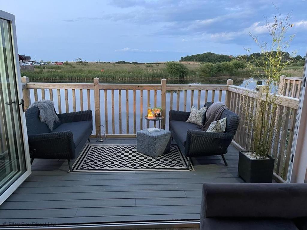 Lakeside Retreat At The Bay Filey, Sleeps 4, 2 Non-Shedding Dogs Welcome For Free Extérieur photo